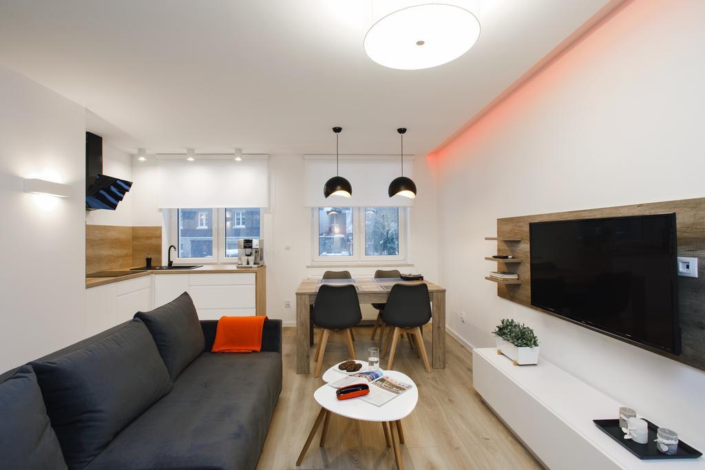 Apartamenty Mistral คาร์ปัตซ์ ภายนอก รูปภาพ