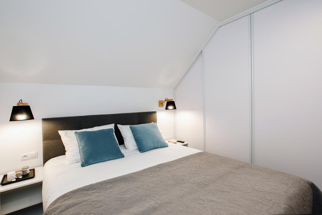 Apartamenty Mistral คาร์ปัตซ์ ภายนอก รูปภาพ