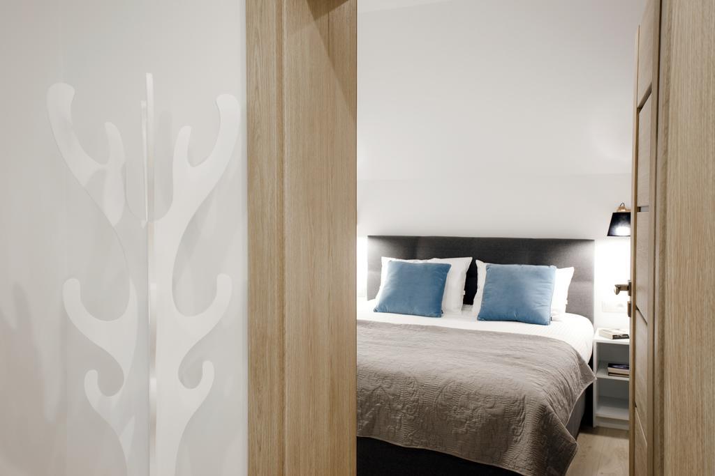 Apartamenty Mistral คาร์ปัตซ์ ภายนอก รูปภาพ